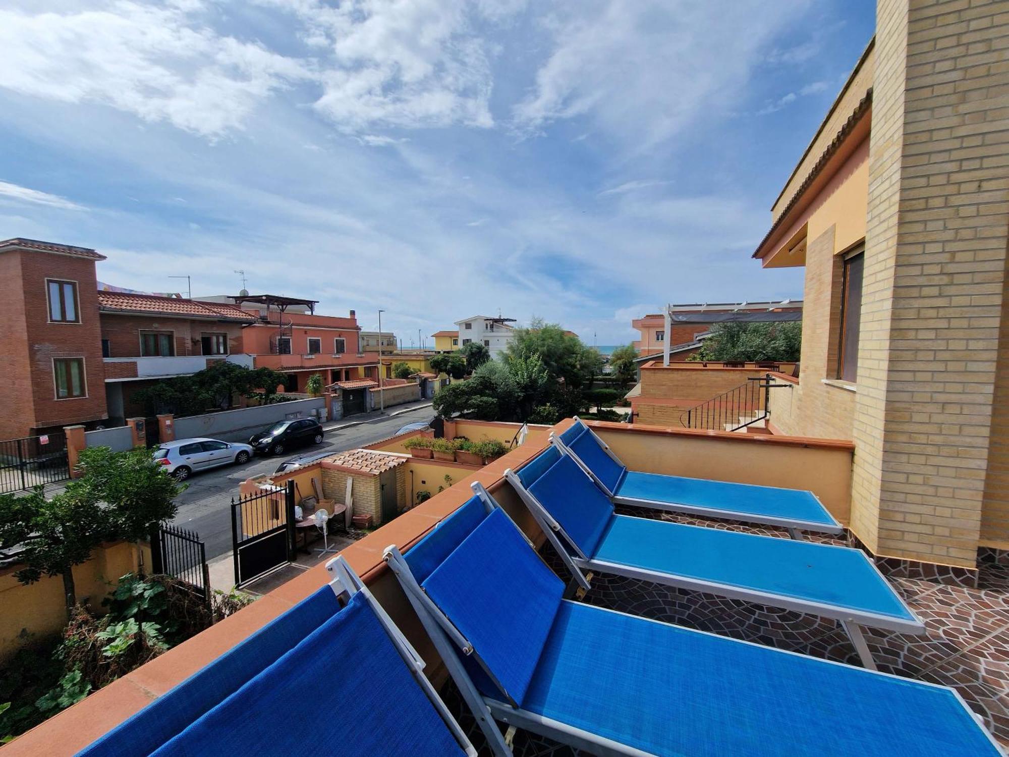Vista Mare House Apartment Fiumicino Bagian luar foto