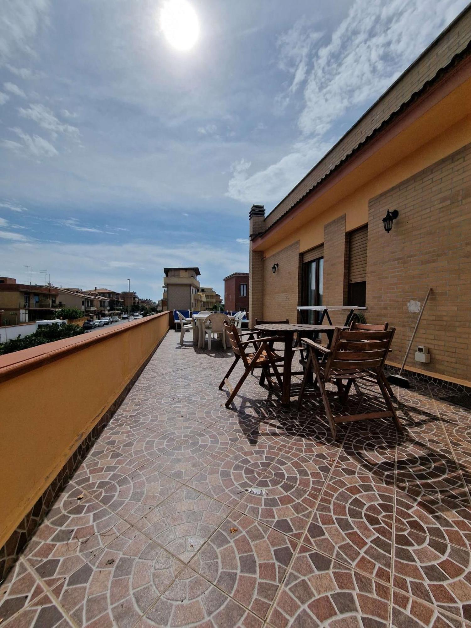 Vista Mare House Apartment Fiumicino Bagian luar foto